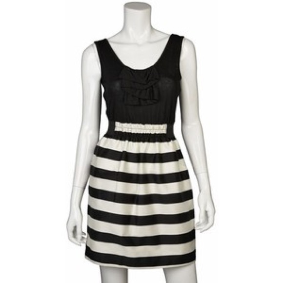 Iz Byer Dresses & Skirts - Black and white dress